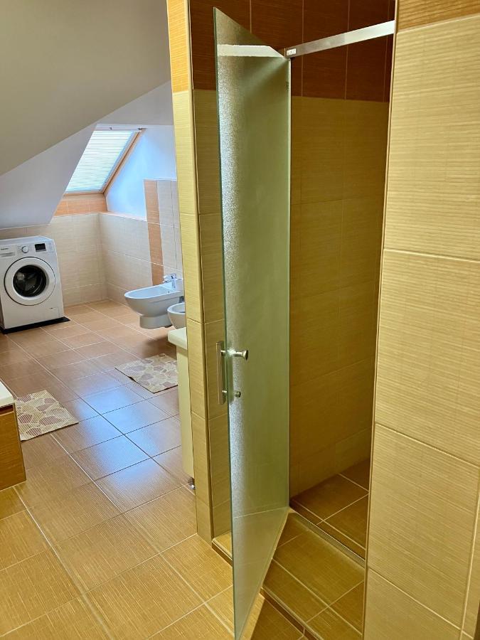 Sebastian Apartments トレボン エクステリア 写真